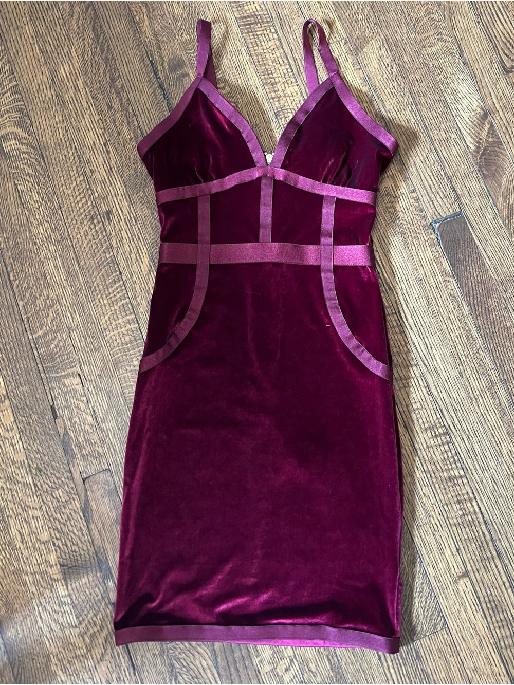 Guess Wine Velvet Bodycon Dress with Trim